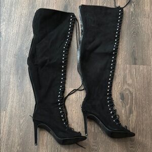 Forever 22 Elegant Black Thigh High open toe race up heeled Boots